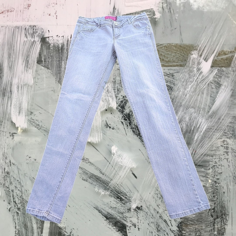Women's Gray Glo Skinny Jeans